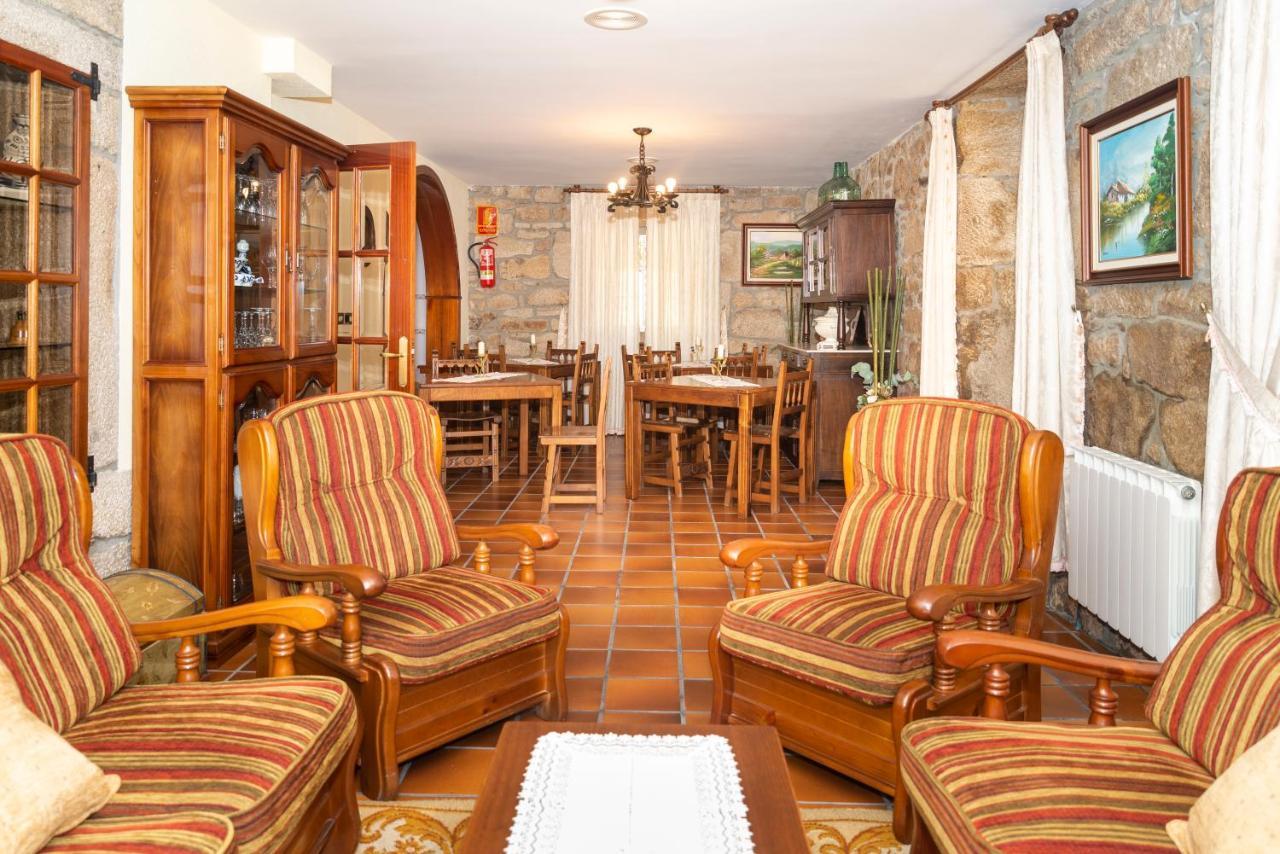 Gasthaus Casa Ravel Silleda Exterior foto